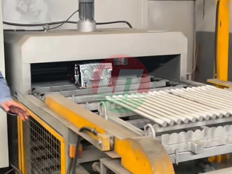 达克罗炉温测试仪温度测试现场